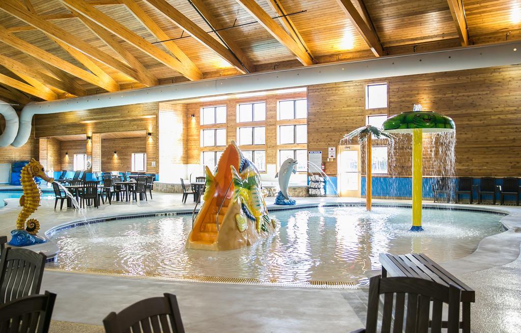 Ottertail Thumper Pond Resort מראה חיצוני תמונה