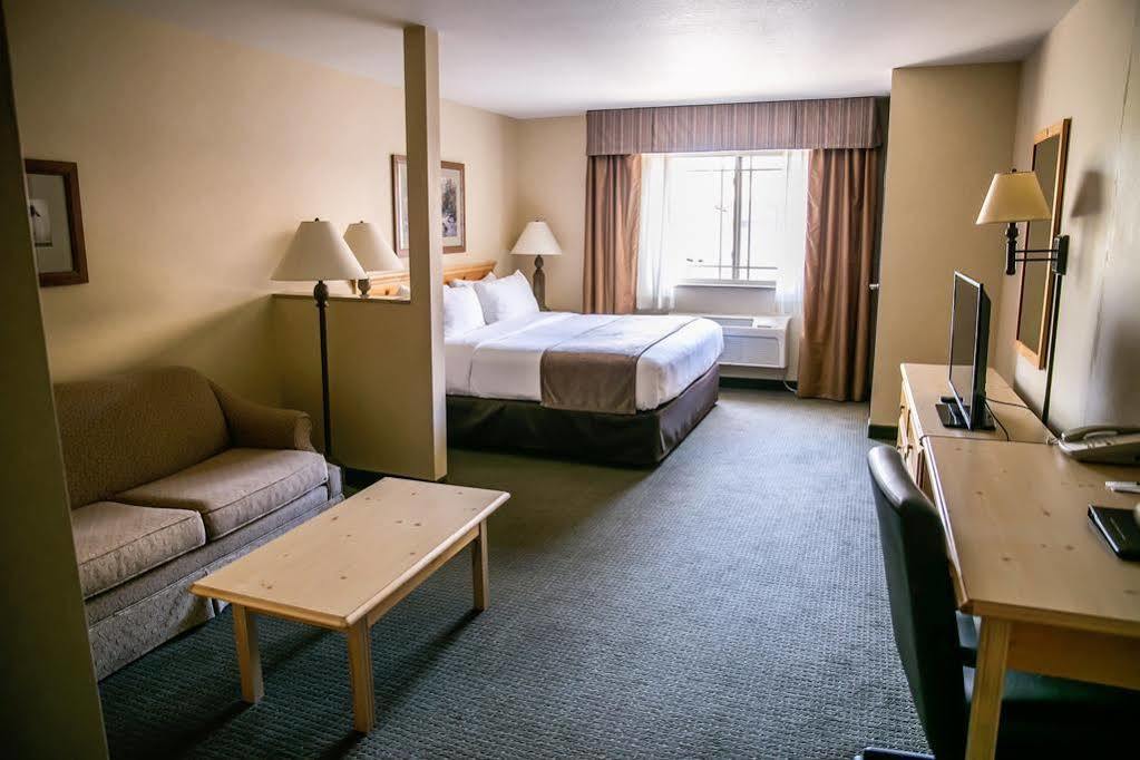 Ottertail Thumper Pond Resort מראה חיצוני תמונה